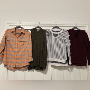 Women’s sweater bundle of 4